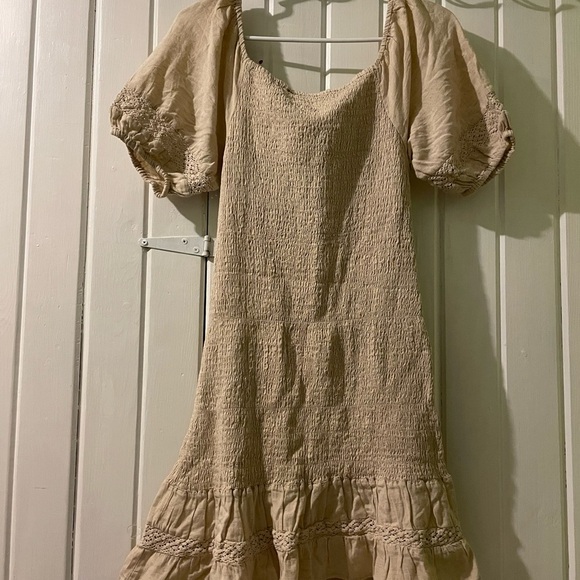 Sincerely Jules smocked dress-medium NWT - Picture 6 of 6